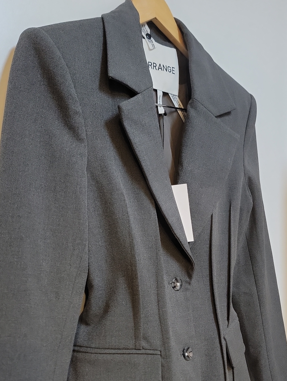 ARRANGE Women's Grey Tailored Ponte Blazer - Picture 5 of 13